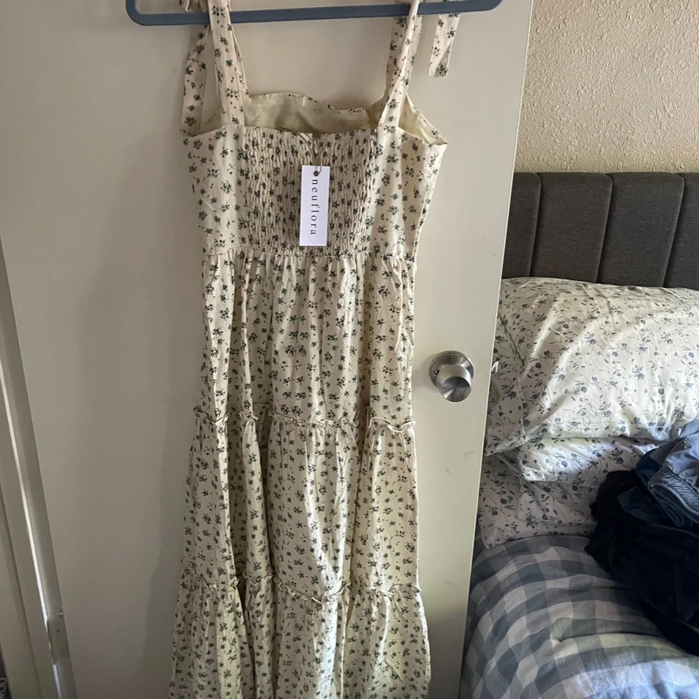 Neuflora Henrietta Dress - Picture 7 of 7